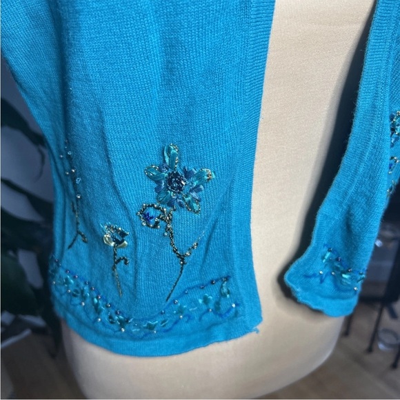 Y2K Vintage Women’s Size Small Blue Cardigan Sweater Sequins Embroidered Cottage - Picture 4 of 9
